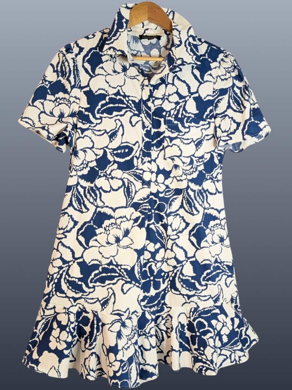 Floral Popover Shift Midi Dress Blue Ivory M Ruffle Hem Rachel Zoe Coastal NWOT - Picture 3 of 12